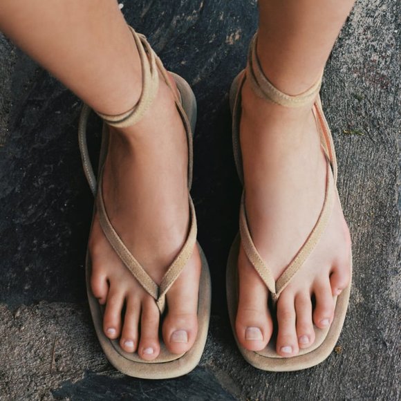 Zara Flat Suede Sandals - Picture 2 of 8